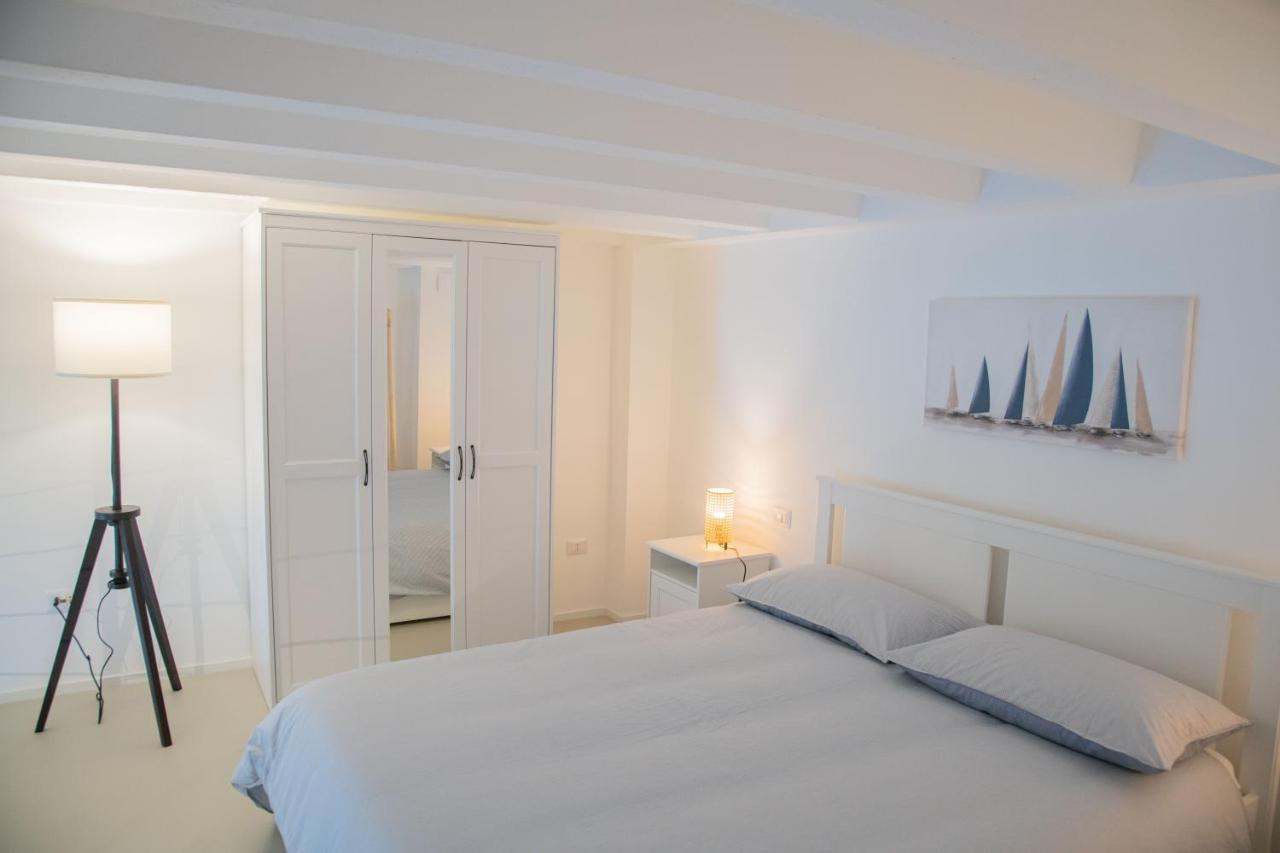 Apartamento Casa Sant Orsola La Finestra Sul Mare Molfetta Exterior foto